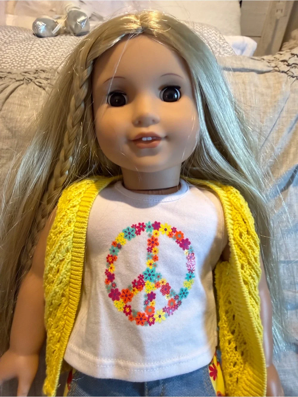 American Girl Julie Albright Doll + extra outfit